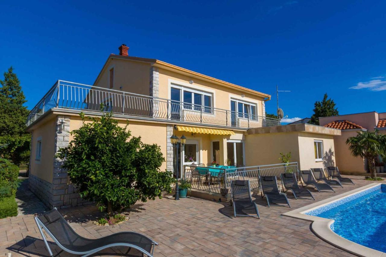 Holiday Home In Jadranovo 39278 Kültér fotó