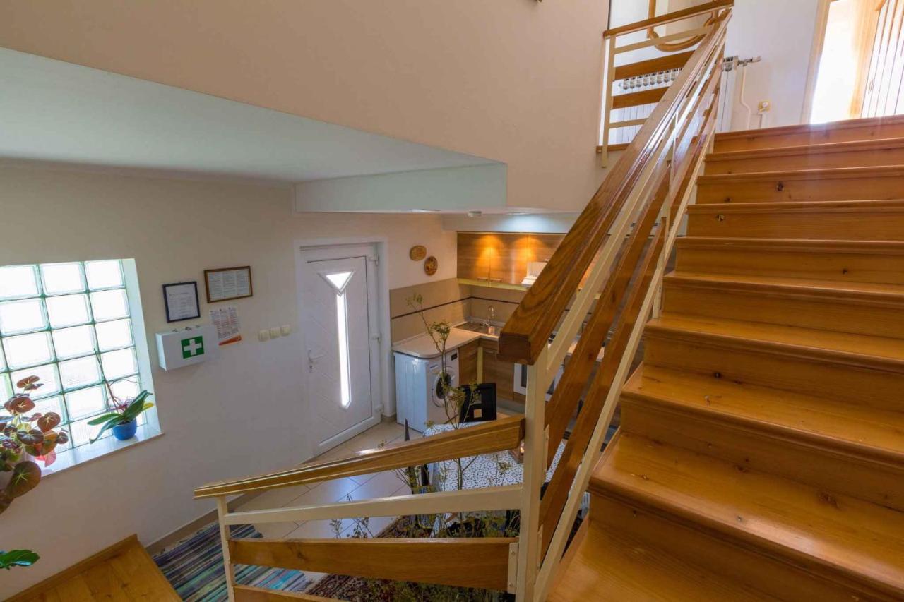 Holiday Home In Jadranovo 39278 Kültér fotó