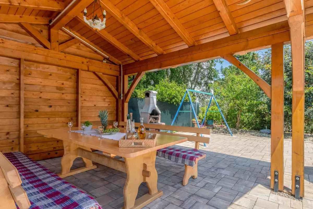 Holiday Home In Jadranovo 39278 Kültér fotó