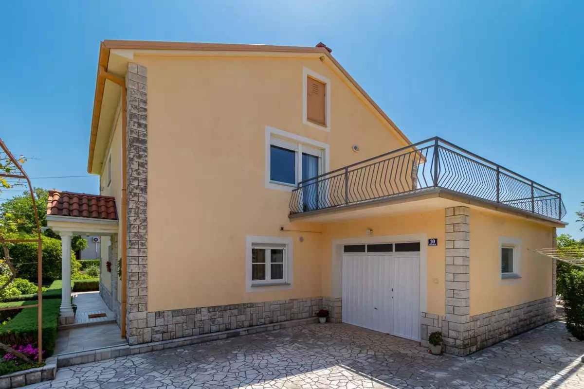 Holiday Home In Jadranovo 39278 Kültér fotó