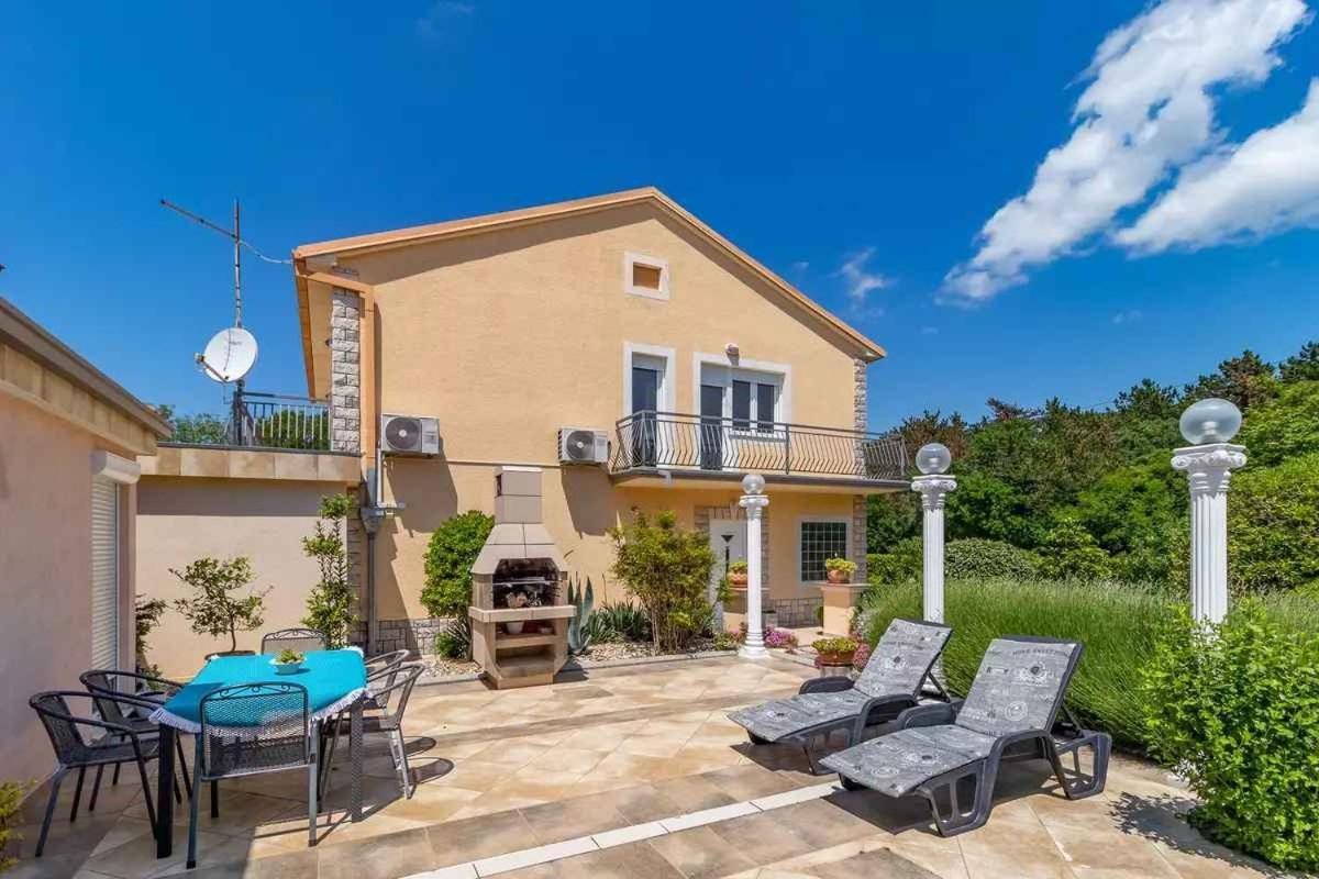 Holiday Home In Jadranovo 39278 Kültér fotó