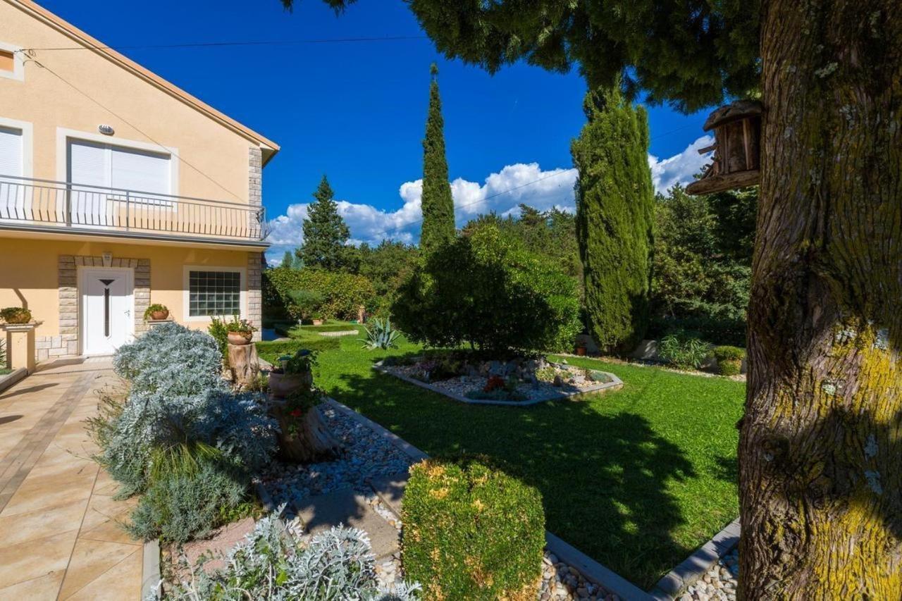 Holiday Home In Jadranovo 39278 Kültér fotó